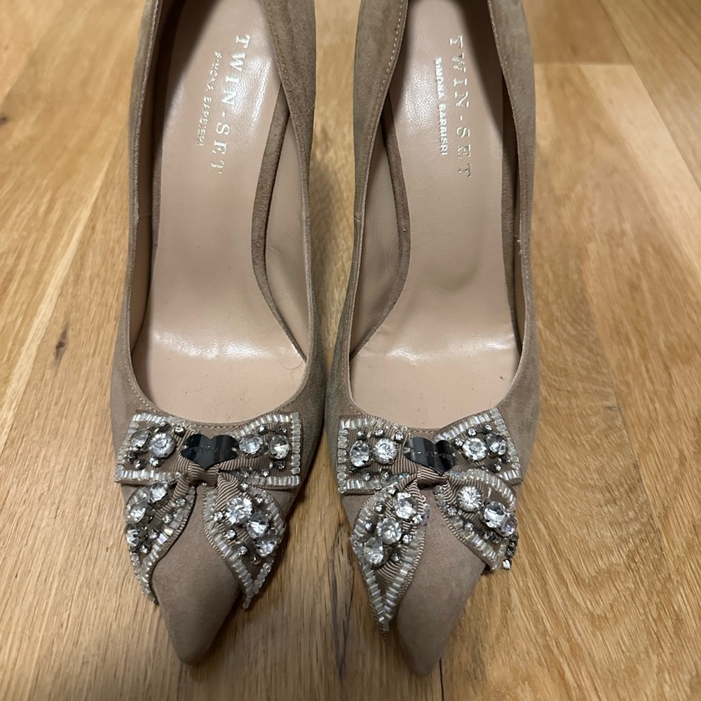 Twinset nude suede heels - size 40 - worn once